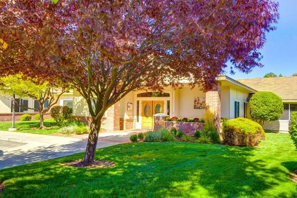 Overland Court Senior Living