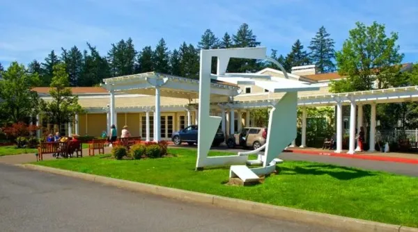 Rose Schnitzer Manor