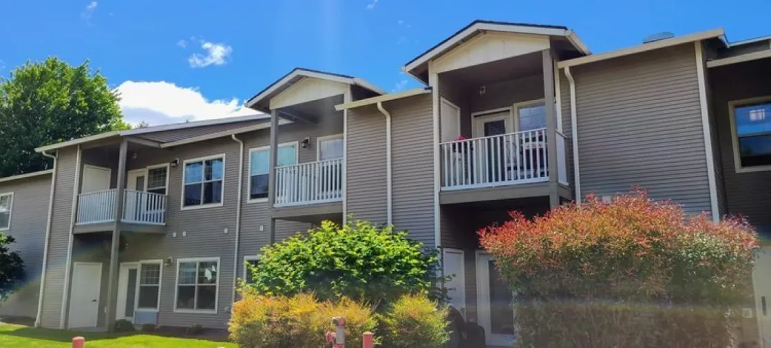 Woodview Apartments