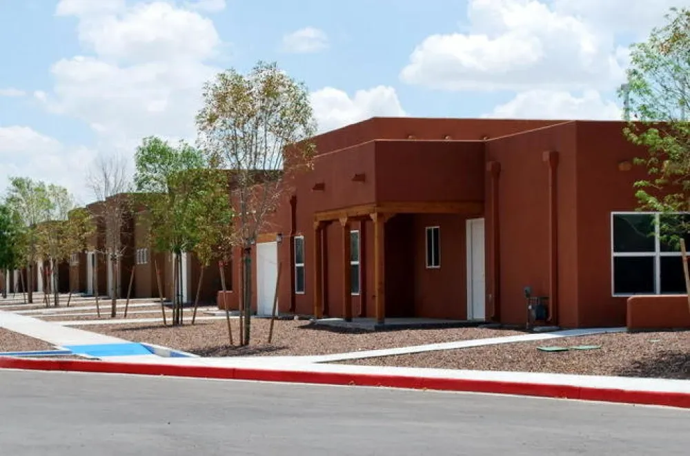 Cuatro Apartment Homes
