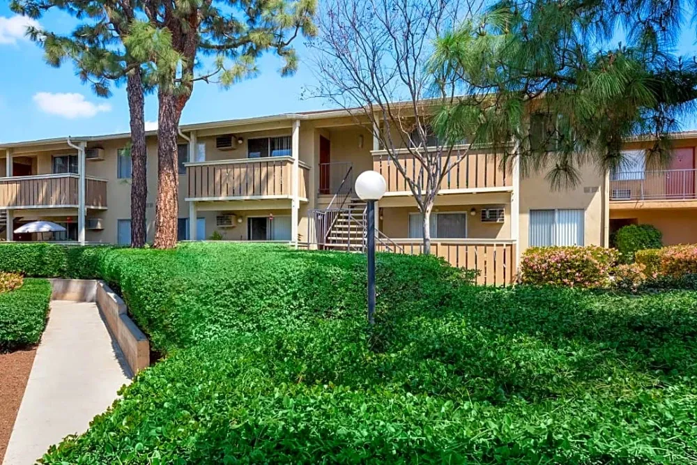 Anaheim Memorial Manor