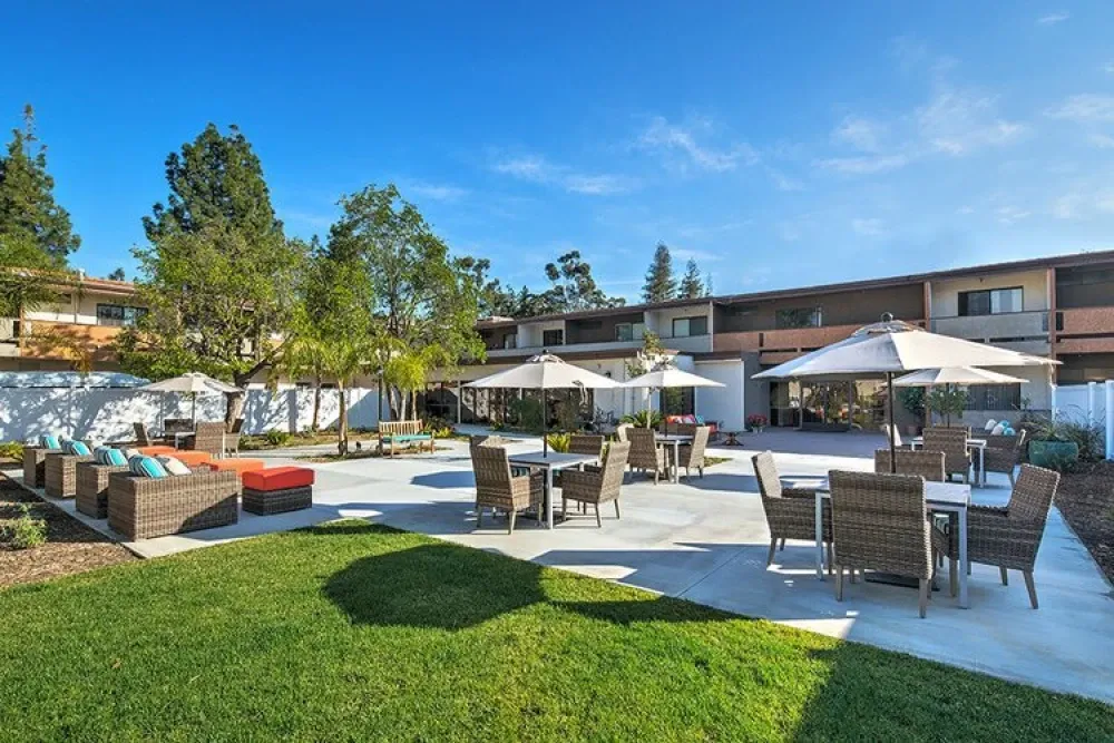 Wilshire Manor