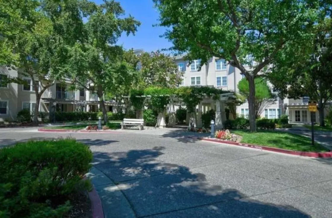 North View Manor Ii