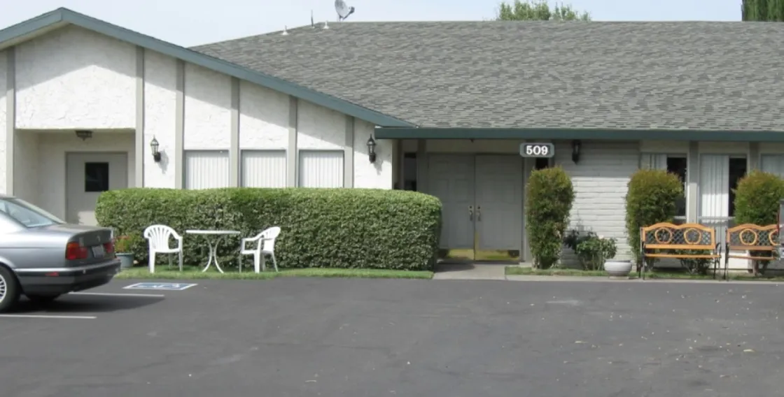 Norman Kahl Apartments