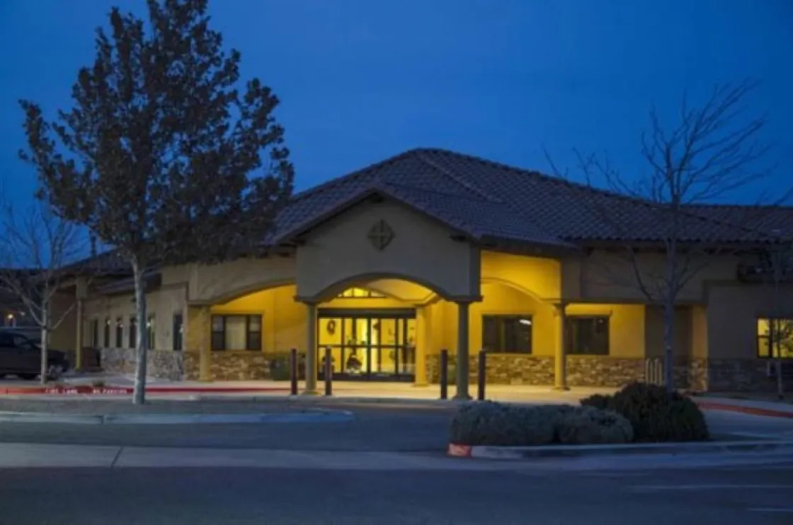 Howard Woods Apts