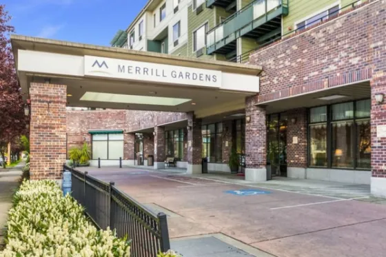 Merrill Gardens at Renton Centre