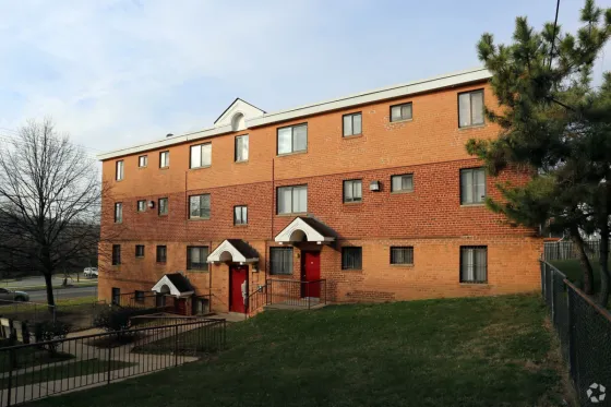 Otto B. Berg Apartments