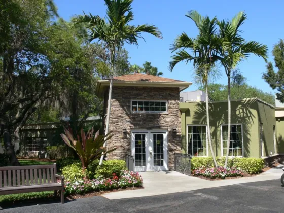 Oak Manor Senior Living Community