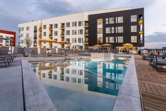 Oak Street Apts