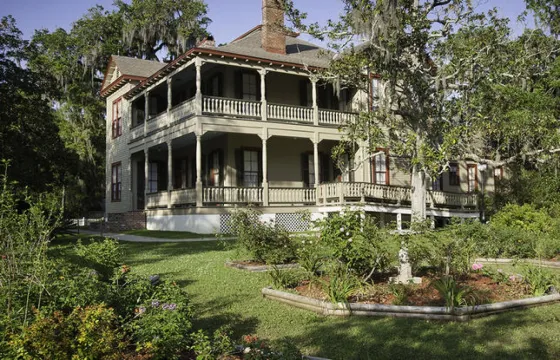 Chhi House (Otis Houes)