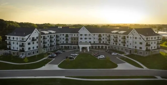Grand Living At Lakewood Ranch