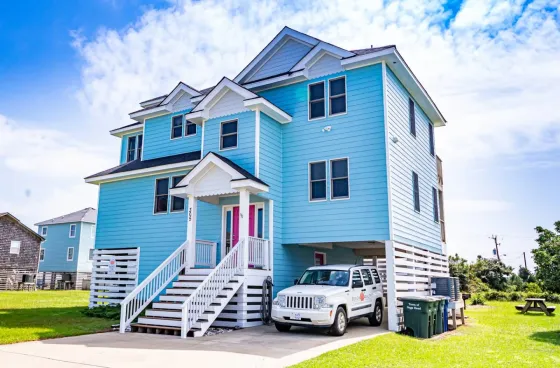 Rile Cheeks House