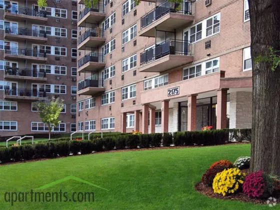 Riverview Towers