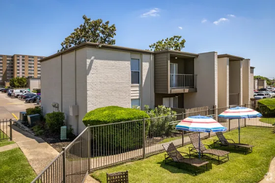 Willows Apartments