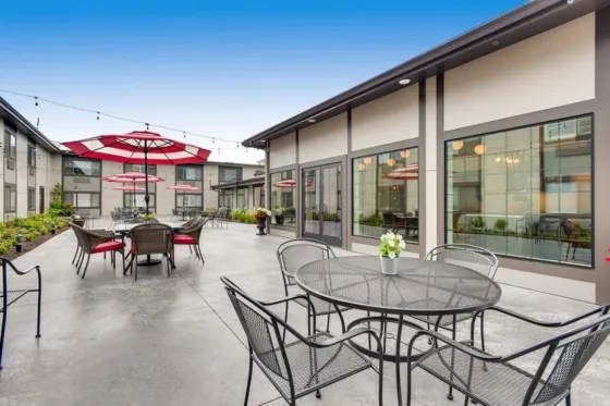 Watersedge Apartments