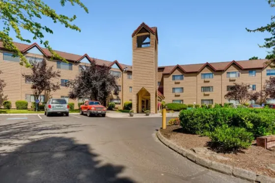 Fernwood Court