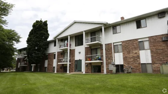 Crossroads Apartments