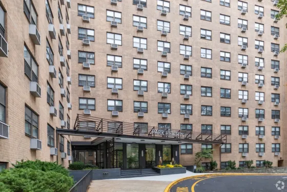 Park Heights Apartments