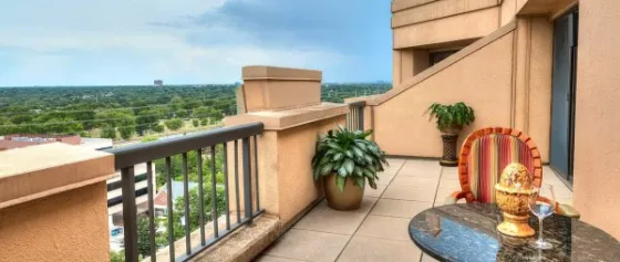 Five Star Premier Residences of Dallas