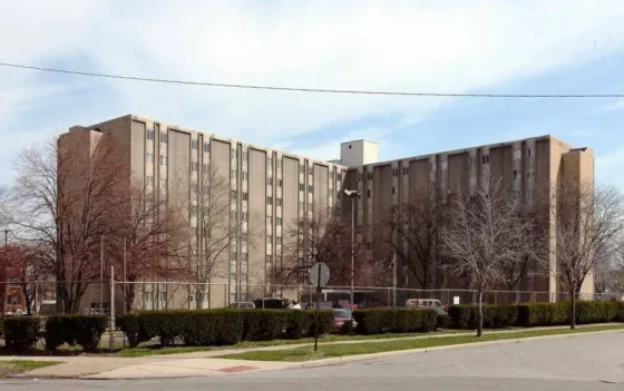 Ashland Manor