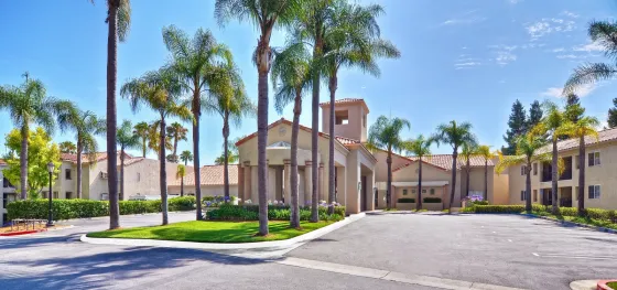 The Ivy at Wellington – Laguna Hills, CA
