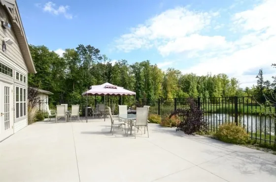 ST. PAUL GARDENS APARTMENTS