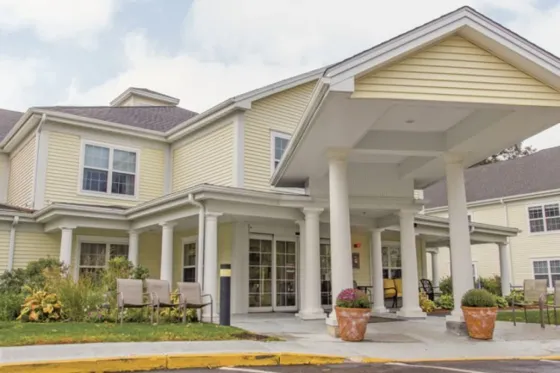 CHATEAU/REGENCY APTS.
