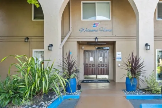 Serra Highlands Senior Living