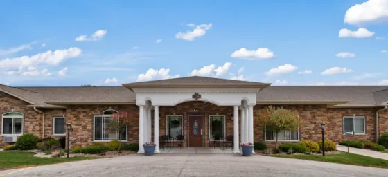 Marinette Apartments