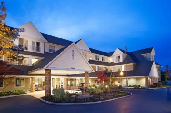 Heirloom Court Apartments