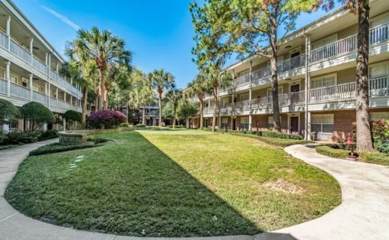 Elison Independent Living at Willowbrook